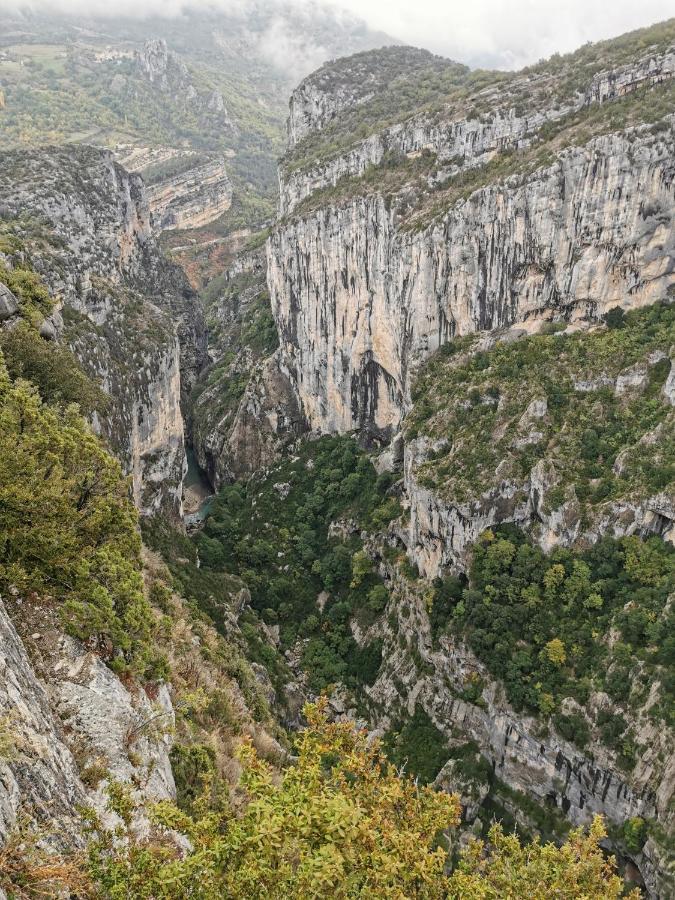 La Peyregoune, Logement En Pleine Nature Et Table D'Hotes Blieux Exteriör bild
