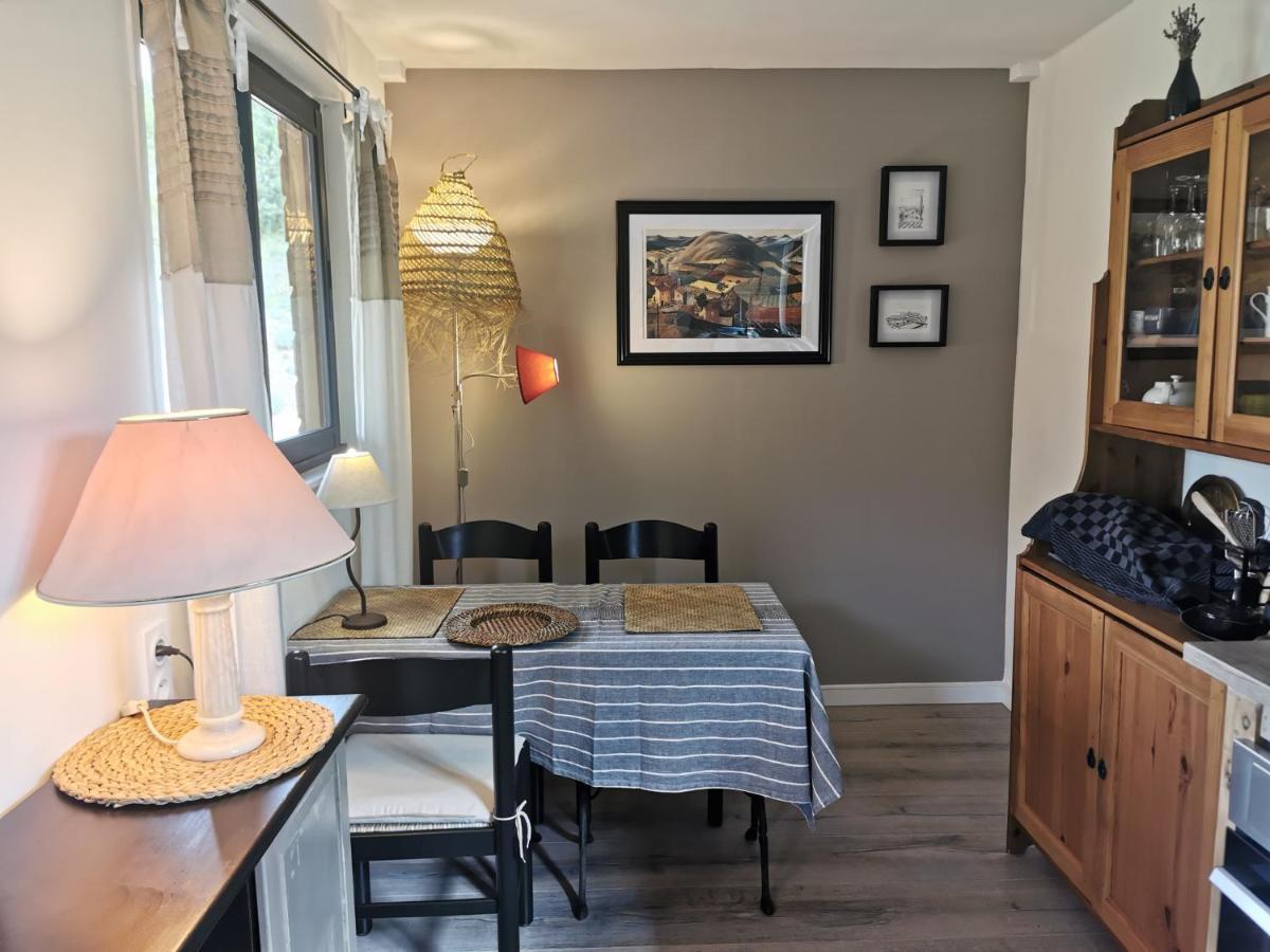 La Peyregoune, Logement En Pleine Nature Et Table D'Hotes Blieux Exteriör bild